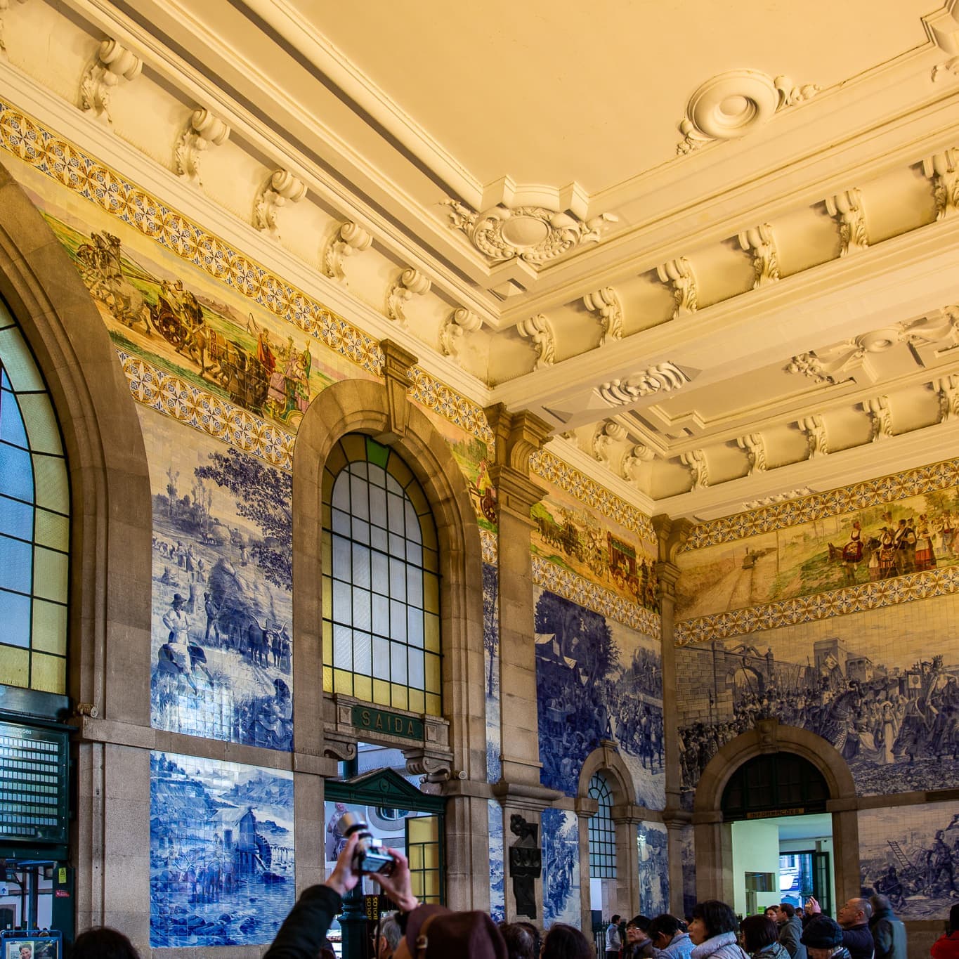 サン・ベント駅