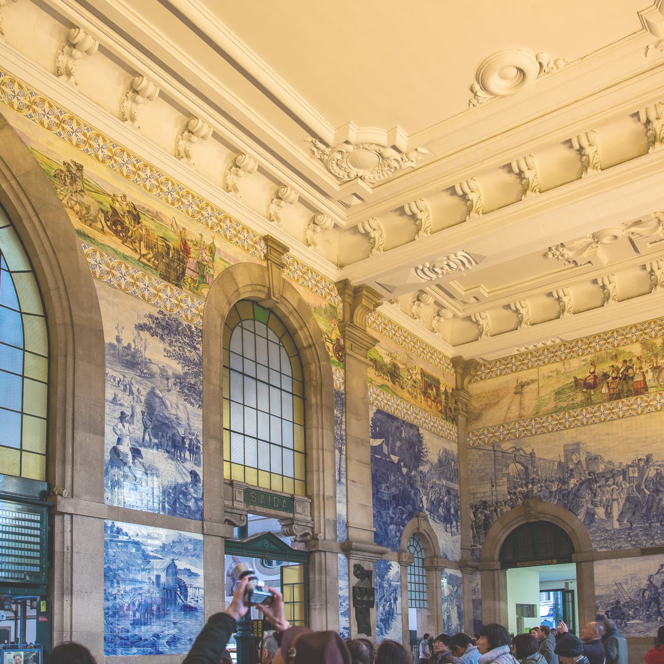 サン・ベント駅